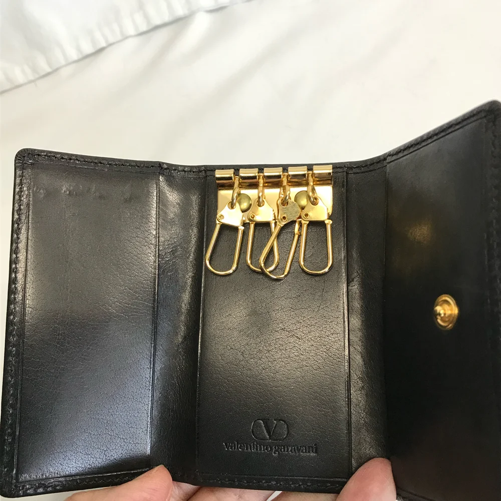 Valentino Garavani Vintage Black Leather Trifold 4 Ring Key & Card Holder NIB